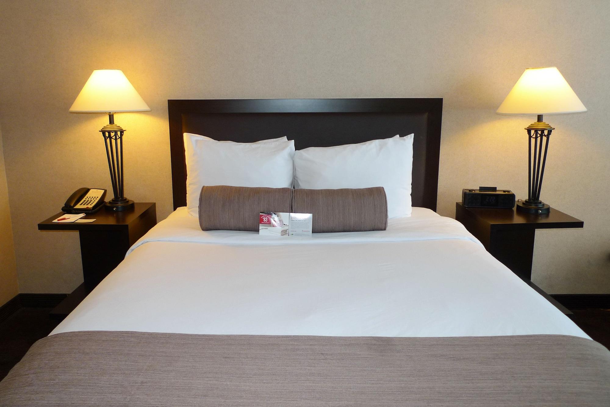 Ramada Plaza By Wyndham Calgary Downtown Ξενοδοχείο Εξωτερικό φωτογραφία
