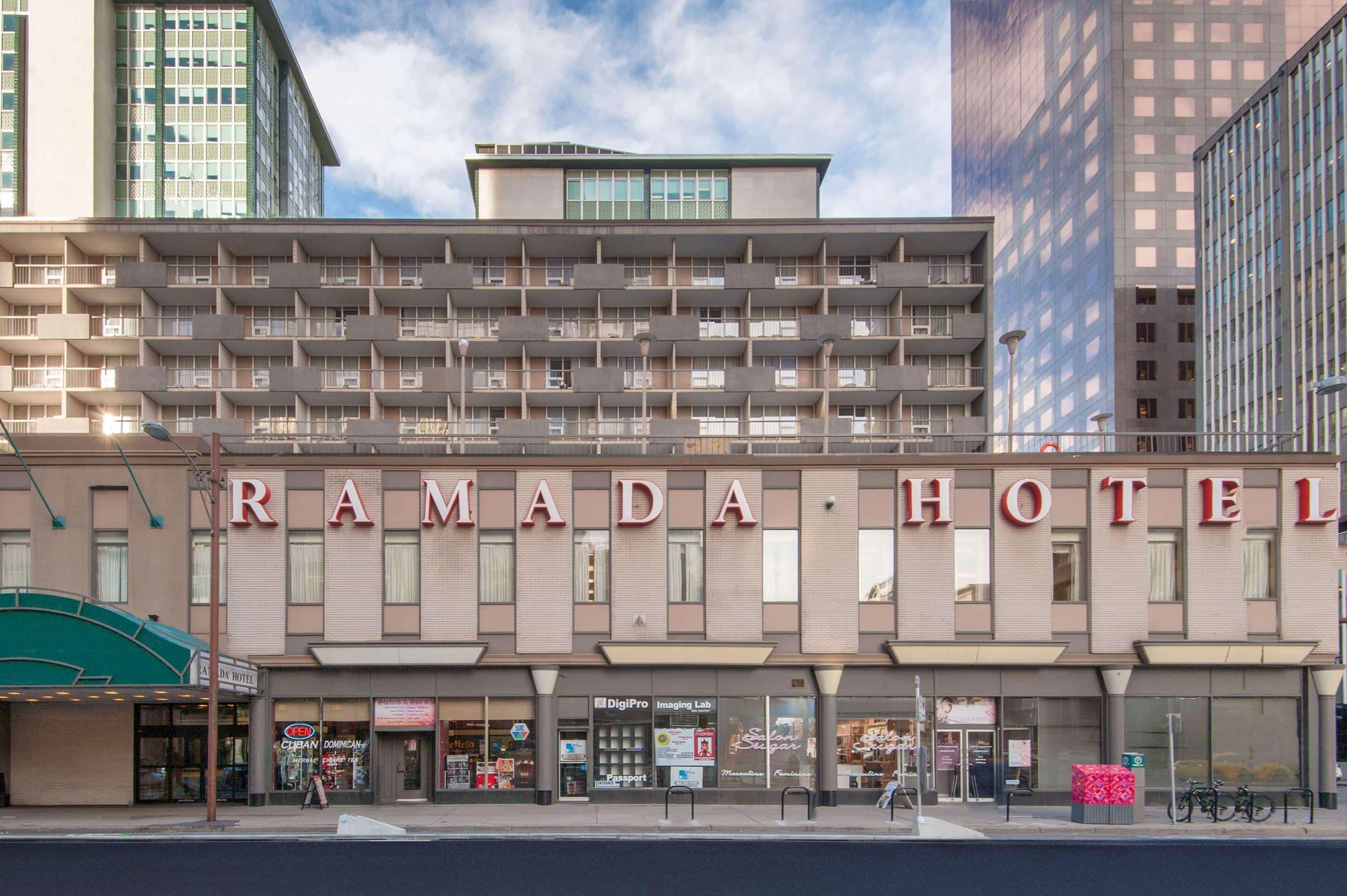 Ramada Plaza By Wyndham Calgary Downtown Ξενοδοχείο Εξωτερικό φωτογραφία