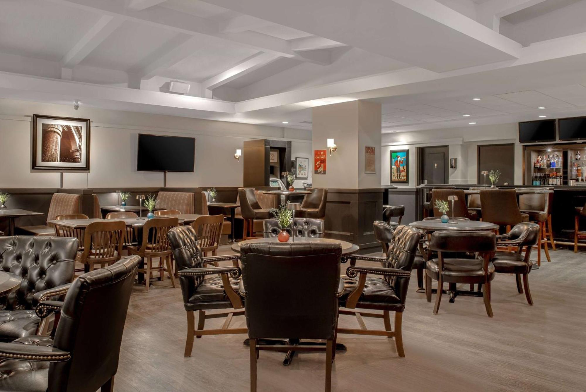 Ramada Plaza By Wyndham Calgary Downtown Ξενοδοχείο Εξωτερικό φωτογραφία